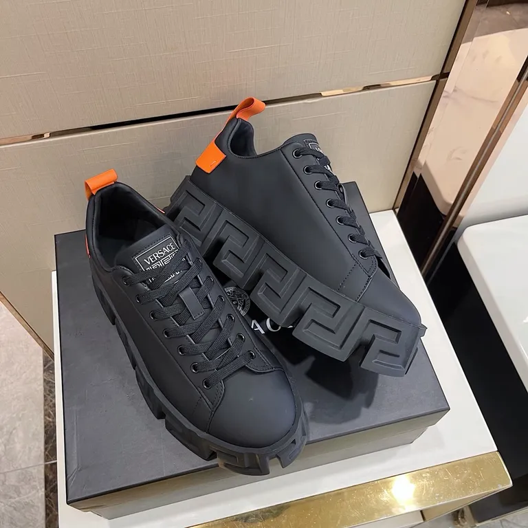 Versace Shoe 